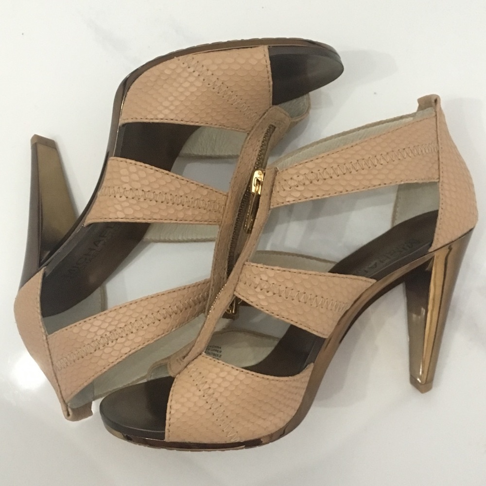 NWOB Michael Kors Tan/Bronze Zip Sandals - Picture 2 of 7